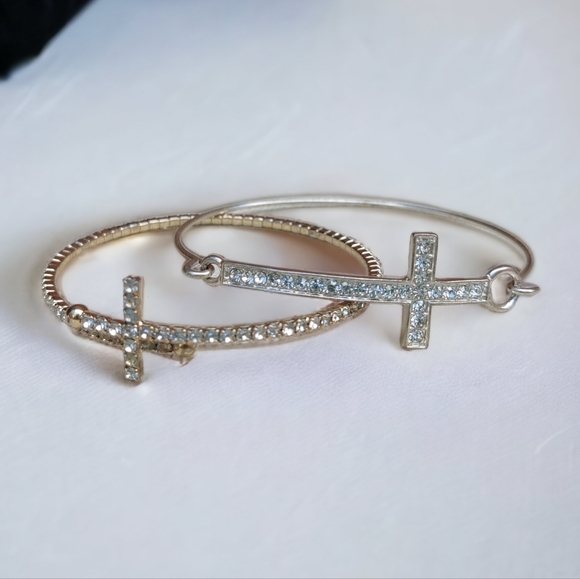 Sparkly cross bracelets - Picture 1 of 6